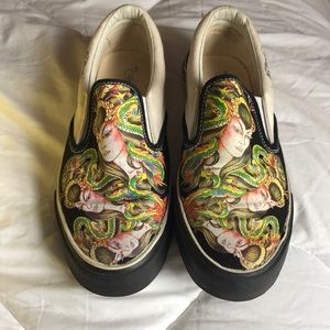 Ed Hardy printed slides 👟 size 7M